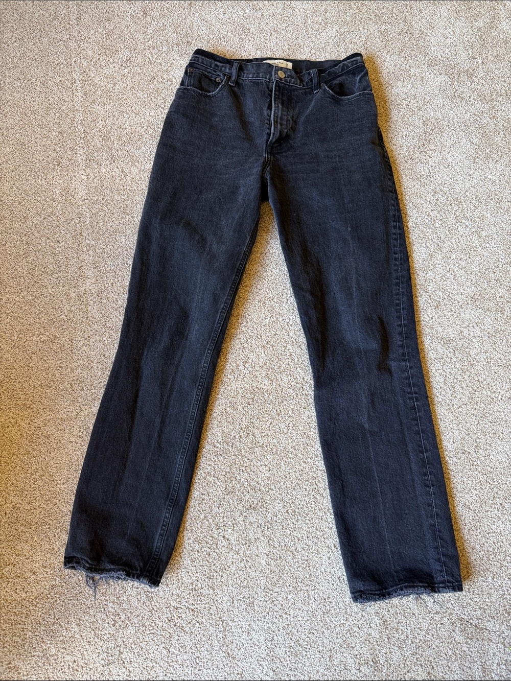 Abercrombie & Fitch The 90’s Straight Ultra High Rise Black Jeans